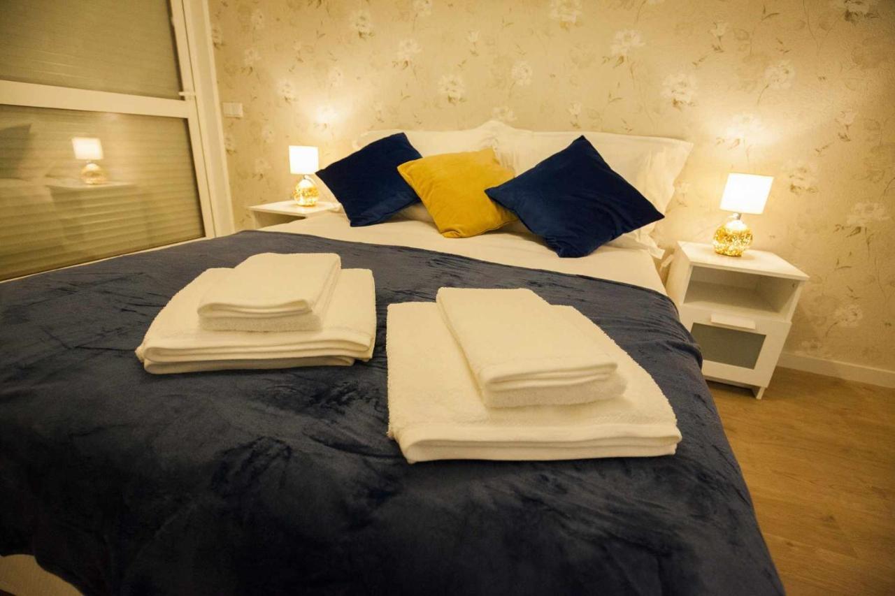 Golden & Blue House O Seu Novo Espaco No Порто Екстериор снимка